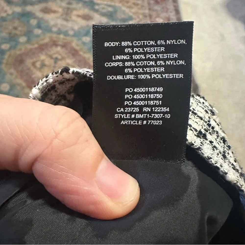 Babaton• Black and white tweed pencil skirt size 0 - Picture 8 of 9